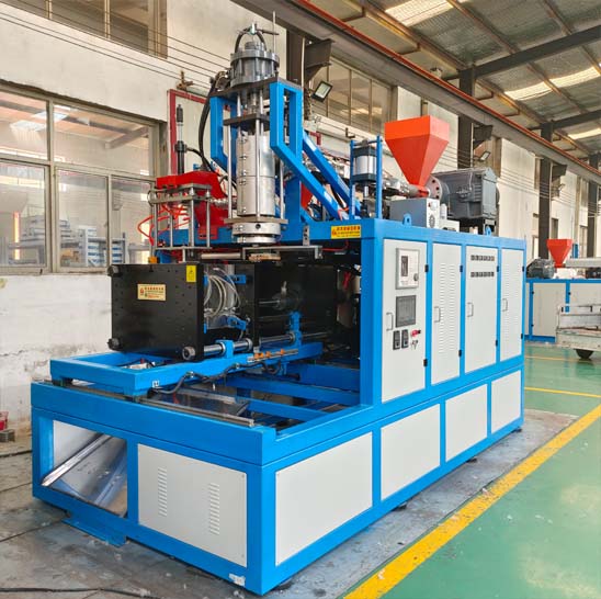 20升伺服液压吹塑机